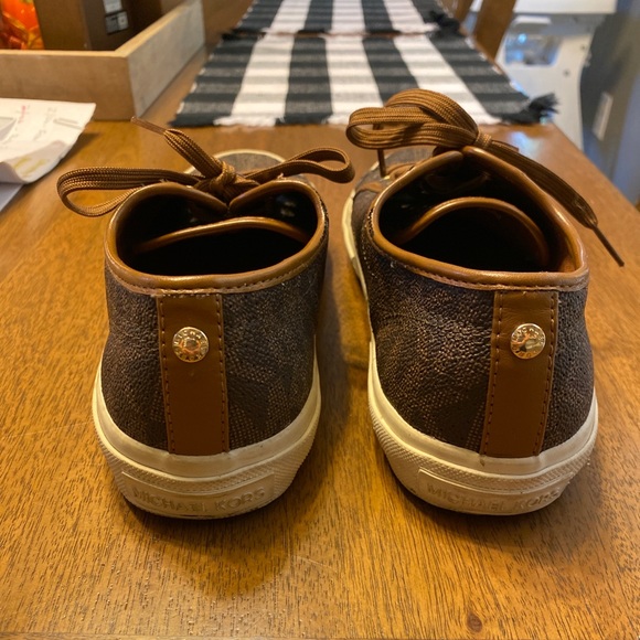 Michael kors shoes size 7 brown/gold - Picture 2 of 8
